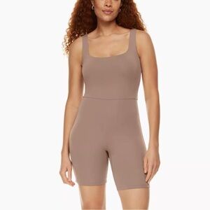 Aritzia Babaton square neck contour romper bodysuit taupe size 2xs